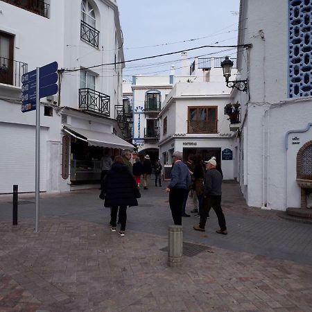 Calle Antonio Millon Nerja Exterior foto