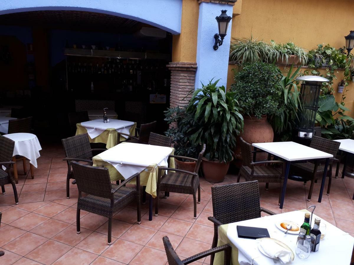 Calle Antonio Millon Nerja Exterior foto